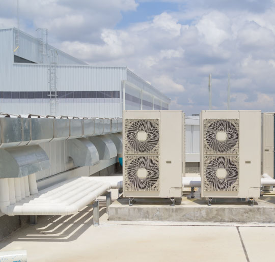 Instalação de dutos de ar condicionado